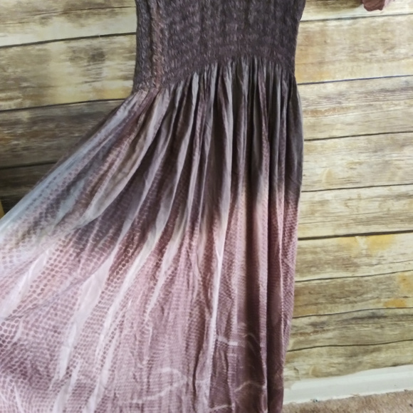 Blue Life Smocked Waist Maxi Dress Size Small - Picture 4 of 8